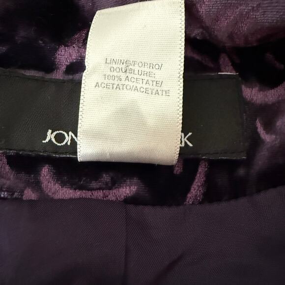 Jones New York Purple Velvet Burnout Blazer | Rose Floral Pattern | Size 4 - Picture 13 of 15